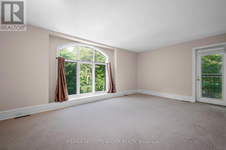 28811335/104-margaret-anne-drive/huntley-ward-south-east/ottawa/ontario/K0A1L0_32