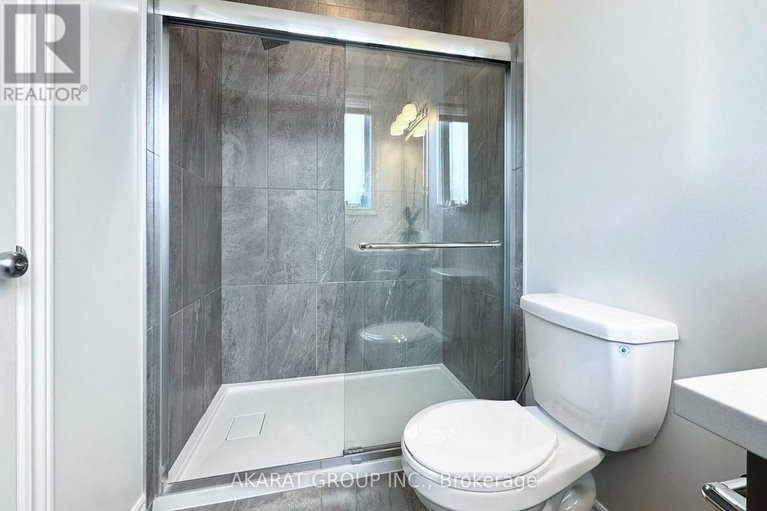 29571898/g-725-dearborn-private/blossom-parkkemp-parkfindlay-creek/ottawa/ontario/K1T0W4_20