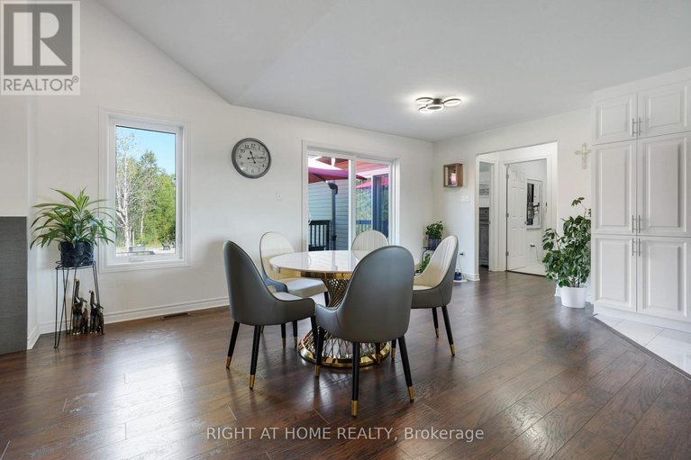 28818573/8833-copeland-road/btwn-franktown-rd-fallowfield-rd/ottawa/ontario/K0A1B0_10