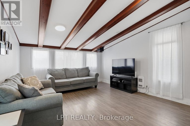 29572535/46-mill-street/vankleek-hill/champlain/ontario/K0B1R0_16