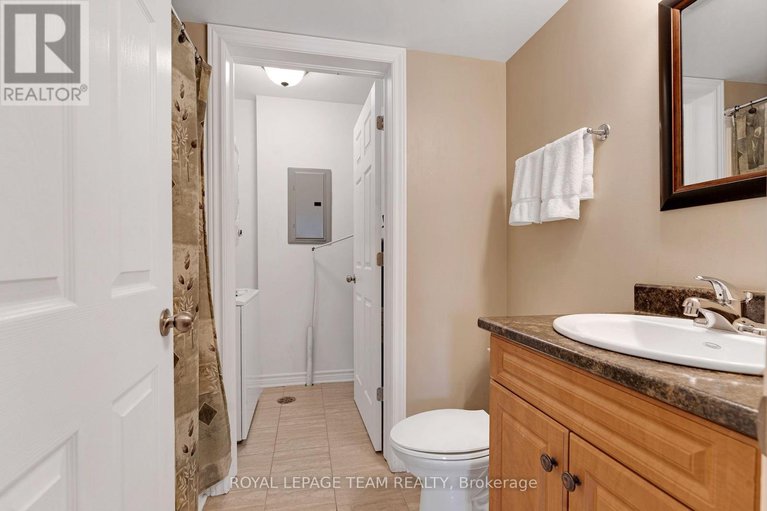 29357377/205-398-van-buren-street/kemptville/north-grenville/ontario/K0G1J0_29