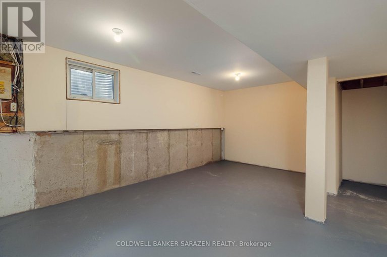 28847041/3550-aladdin-lane/blossom-parkkemp-parkfindlay-creek/ottawa/ontario/K1T1E2_23