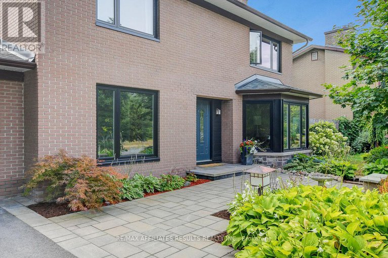 28809454/5-tiffany-crescent/beaverbrook/ottawa/ontario/K2K1W1_3