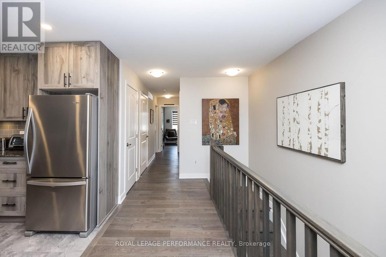 28700474/816-bascule-place/btwn-franktown-rd-fallowfield-rd/ottawa/ontario/K0A2Z0_28