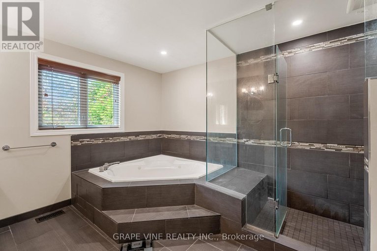 28434858/67-allenby-road/morgans-grantsouth-march/ottawa/ontario/K2K2J8_24