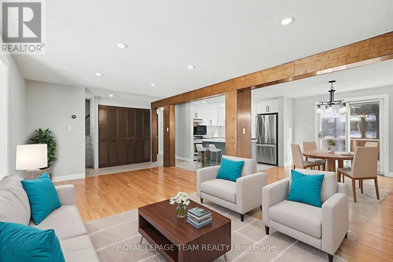 29319594/19-chanonhouse-drive/richmond/ottawa/ontario/K0A2Z0_9