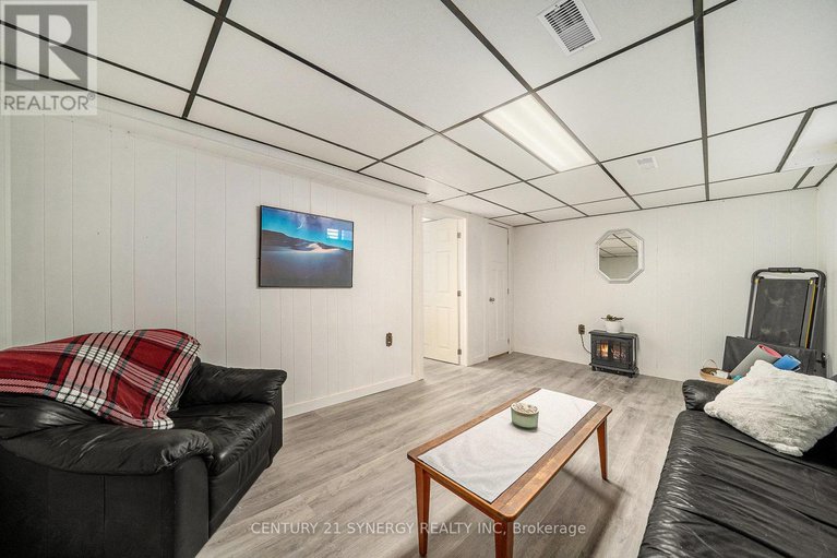 29132442/46-7-glencoe-street/arlington-woods/ottawa/ontario/K2H8S5_25