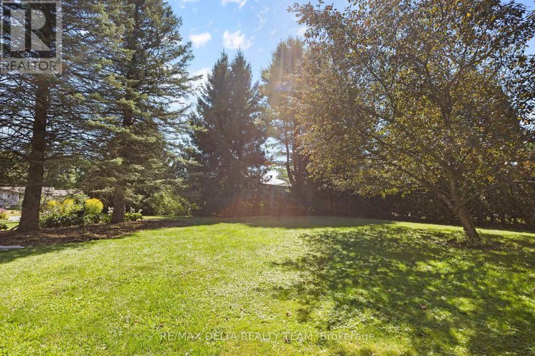 28782058/9-lasalle-street/clarencerockland-twp/clarence-rockland/ontario/K4K1K7_39