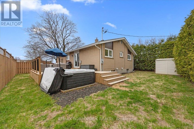 29678419/19-spring-garden-avenue/meadowlandscrestview/ottawa/ontario/K2G3B1_36