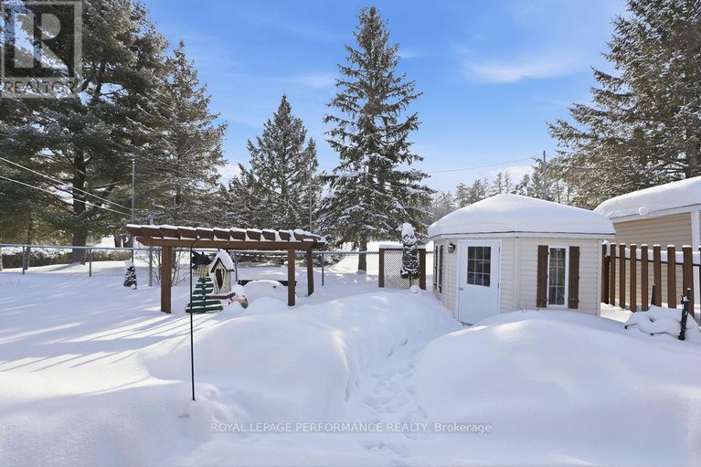 29302565/333-bonavista-street/town-of-rockland/clarence-rockland/ontario/K4K1N7_23