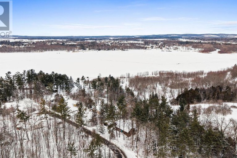 29327264/5708-canon-smith-drive/fitzroy/ottawa/ontario/K0A1X0_49