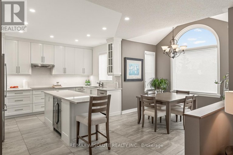 29673887/26-franklin-cathcart-crescent/stittsville-south/ottawa/ontario/K2S2A7_18