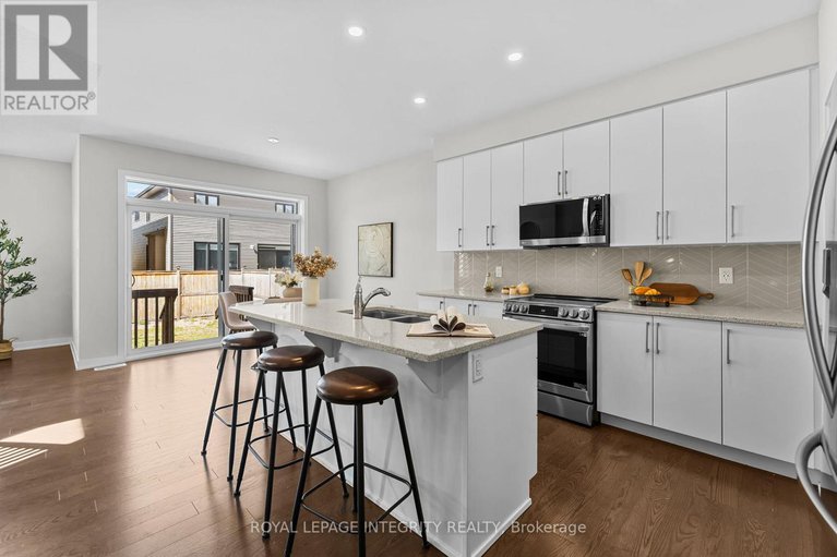 29068972/893-sendero-way/remainder-of-stittsville-area/ottawa/ontario/K2S2W8_6