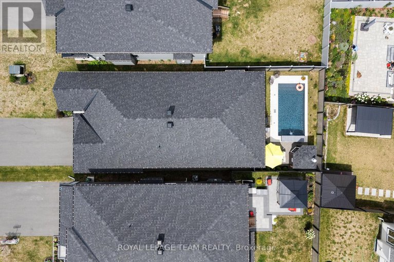 29367997/432-gidran-circle/emerald-meadowstrailwest/ottawa/ontario/K2V0P5_43