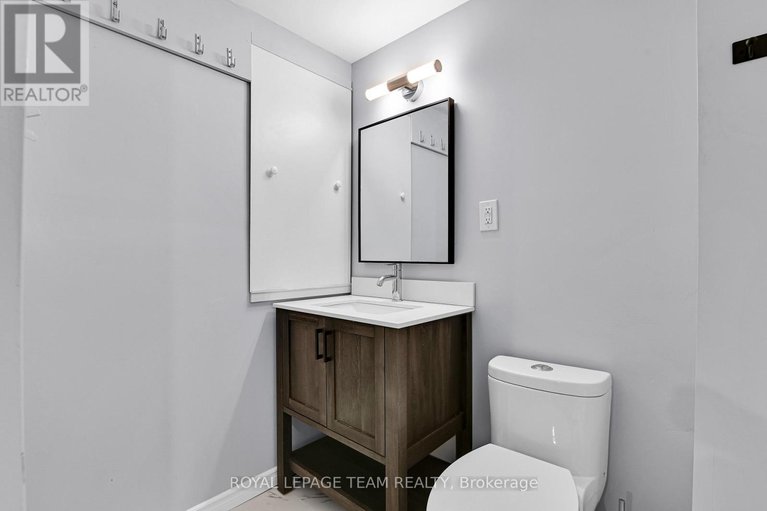 28610973/2280-cotters-crescent/windsor-park-village/ottawa/ontario/K1V8Y6_24