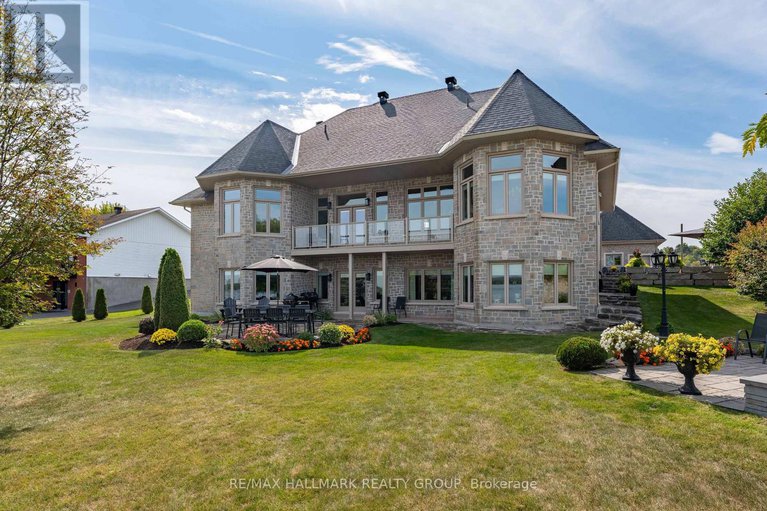 28953409/3285-front-road-s/east-hawkesbury-twp/east-hawkesbury/ontario/K6A2R2_12