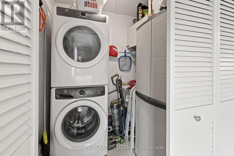 28288028/674-melbourne-avenue/laurentianview/ottawa/ontario/K2A1X5_25