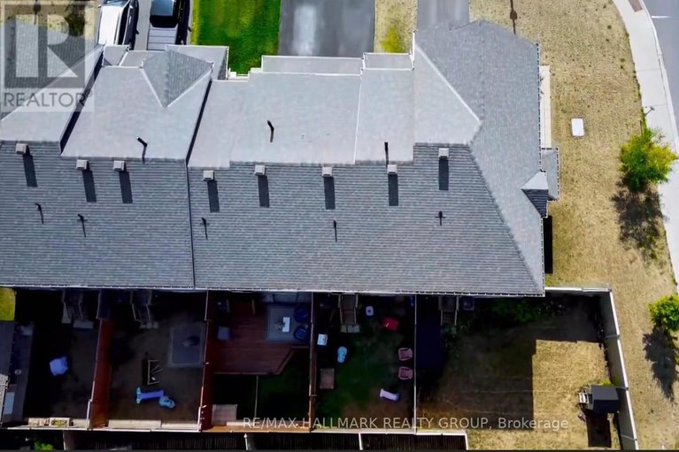 29292610/2534-river-mist-road/half-moon-bay/ottawa/ontario/K2C3H2_25