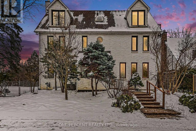 29455179/60-pontiac-street/ottawa-westtunneys-pasture/ottawa/ontario/K1Y2K1_2