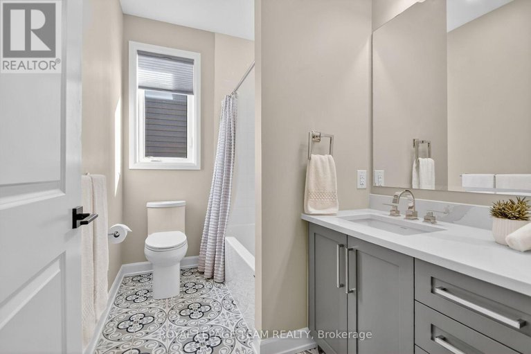 29384094/727-coast-circle/mahogany-community/ottawa/ontario/K4M0N2_20