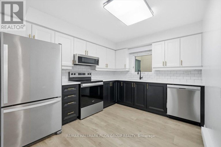 29253758/505-330-centrum-boulevard/bilberry-creekqueenswood-heights/ottawa/ontario/K1E3W2_4