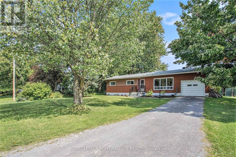 28854189/5803-rockdale-road/vars-village/ottawa/ontario/K0A3H0_30