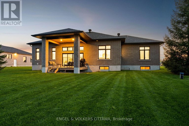 28348062/312-shoreway-drive-drive/greely/ottawa/ontario/K4P0G2_37