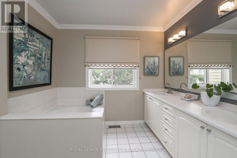 28687731/104-stonebriar-drive/centrepointe/ottawa/ontario/K2G5Y1_16