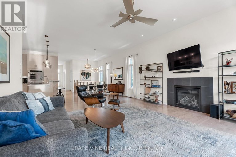 28623551/227-sunnyridge-crescent/emerald-meadowstrailwest/ottawa/ontario/K2M0H2_25