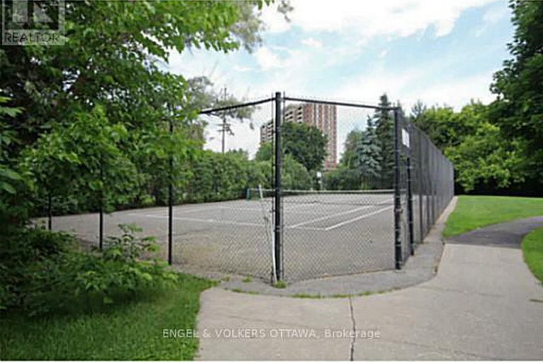 28741170/409-1025-grenon-avenue/fairfield-heights/ottawa/ontario/K2B8S5_19