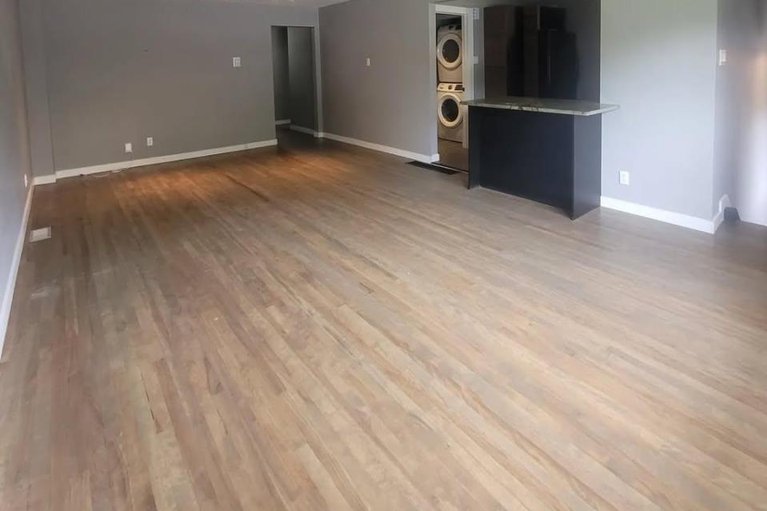 29084025/726-cummings-avenue/castle-heightsrideau-high/ottawa/ontario/K1K2L1_9