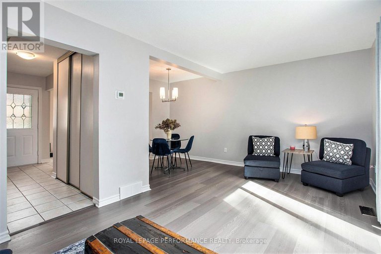 28972961/1757-trappist-lane/convent-glen-south/ottawa/ontario/K1C1X7_13