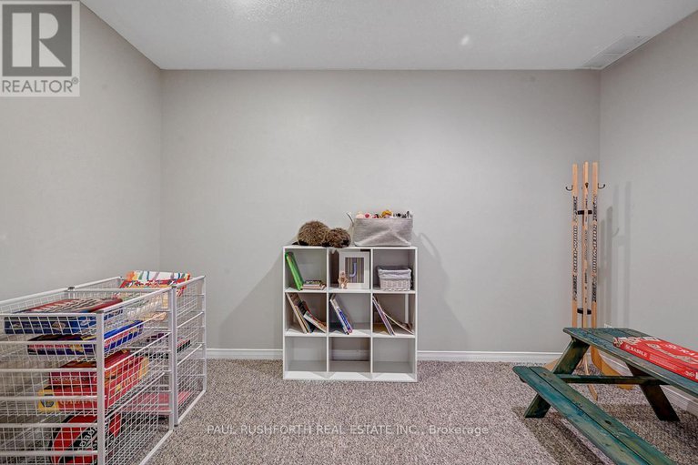 28862672/34-apple-creek-crescent/emerald-meadowstrailwest/ottawa/ontario/K2M2N3_35