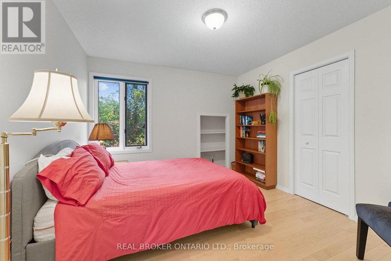 29420694/18-smith-road/north-grenville-twp-kemptville-south/north-grenville/ontario/K0G1T0_25