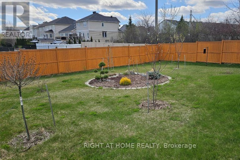 29367758/248-maygrass-way/remainder-of-stittsville-area/ottawa/ontario/K2S2K9_39