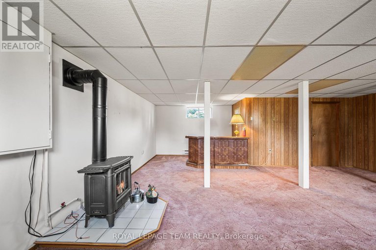 28647081/4-dowdall-crescent/fringewood/ottawa/ontario/K2S1V1_30
