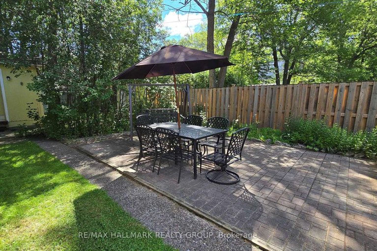 29082660/266-baldwin-street/constance-bay/ottawa/ontario/K0A3M0_8