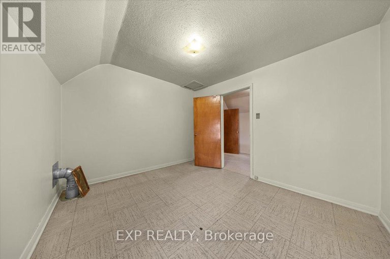 29111606/198-hinchey-avenue/mechanicsville/ottawa/ontario/K1Y1L7_22