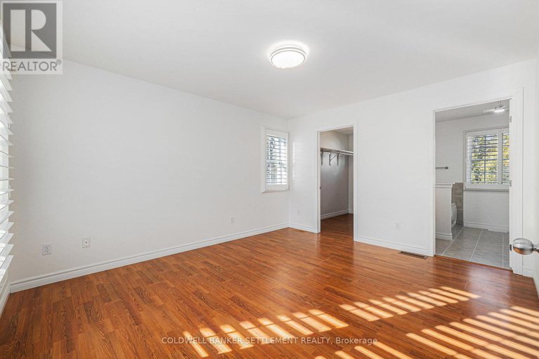 29078721/118-bay-street/drummond-n-elmsley-drummond-twp/drummondnorth-elmsley/ontario/K7C4K9_16