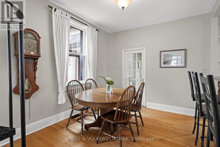 28288028/674-melbourne-avenue/laurentianview/ottawa/ontario/K2A1X5_15