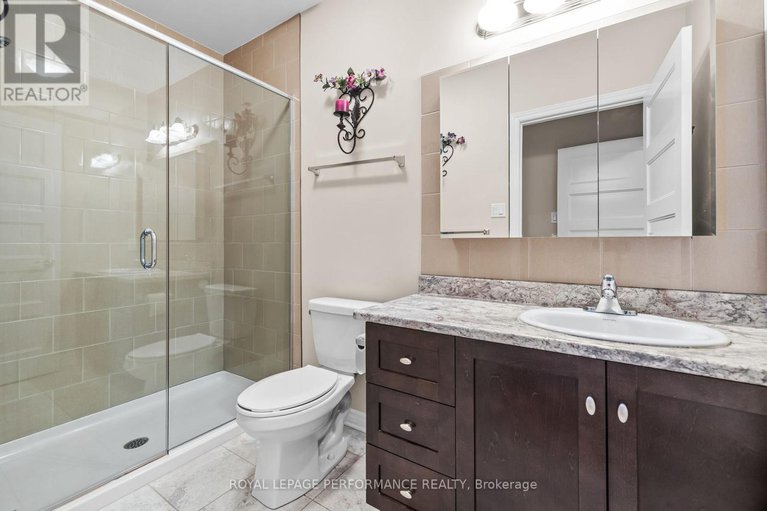 29223887/205-300-solstice-crescent/embrun/russell/ontario/K0A1W0_23