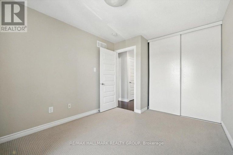 28627060/370-gerry-lalonde-drive/avalon-west/ottawa/ontario/K4A0Y3_26