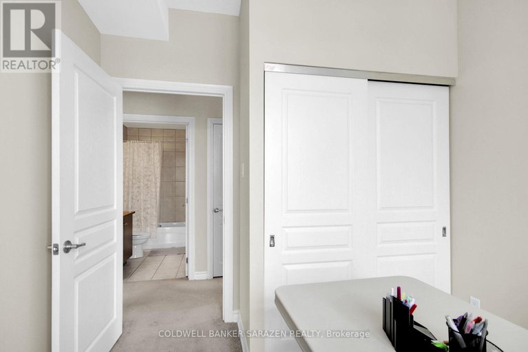 27924776/406-100-roger-guindon-avenue/riverview-park/ottawa/ontario/K1G3Z7_31
