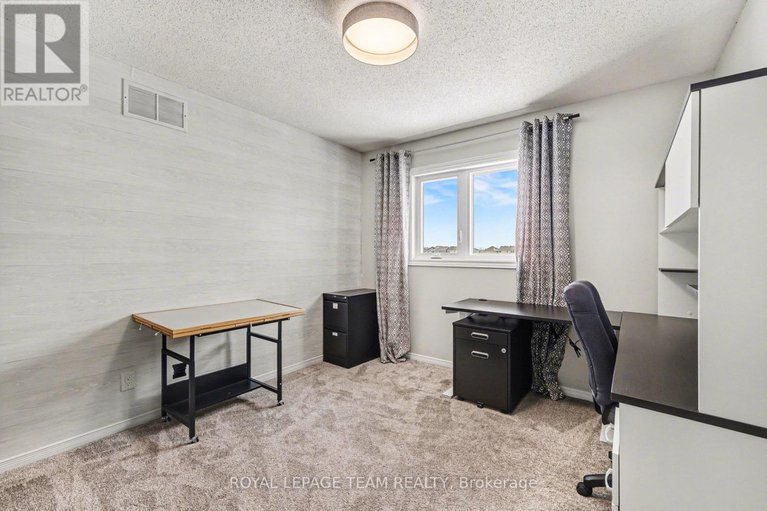 29407944/89-queen-charlotte-street/richmond/ottawa/ontario/K0A2Z0_26