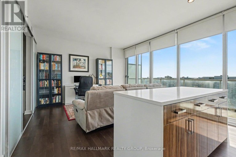 29618914/1208-300-lisgar-street/ottawa-centre/ottawa/ontario/K2P0E2_18