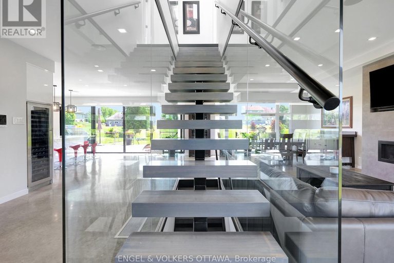 28726162/46-forest-hill-road/long-sault/south-stormont/ontario/K0C1P0_7