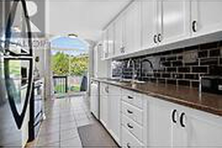 28946119/108-landover-crescent/emerald-meadowstrailwest/ottawa/ontario/K2M2W4_14
