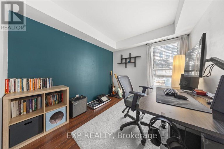 29397817/b-207-woodfield-drive/tanglewood/ottawa/ontario/K2G4P2_18