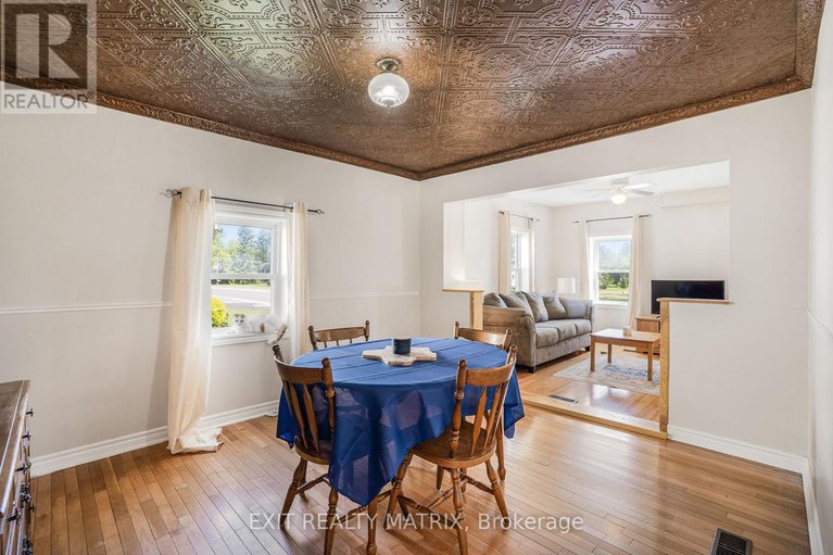 28387167/32-cockburn-street/north-stormont-finch-twp/north-stormont/ontario/K0C1G0_10