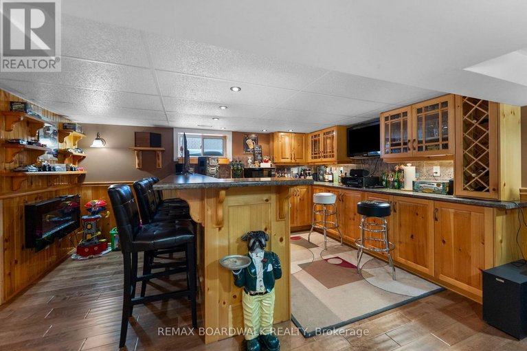 29353089/39-condie-street/smiths-falls/smiths-falls/ontario/K7A2T3_29